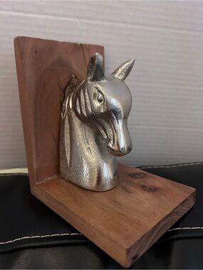 ASHLAND Silver Horse Head Book end  on Wooden Base